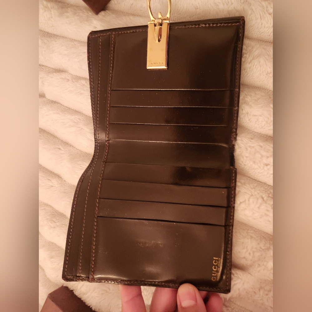 Vintage Gucci Bifold Wallet - Picture 6 of 14